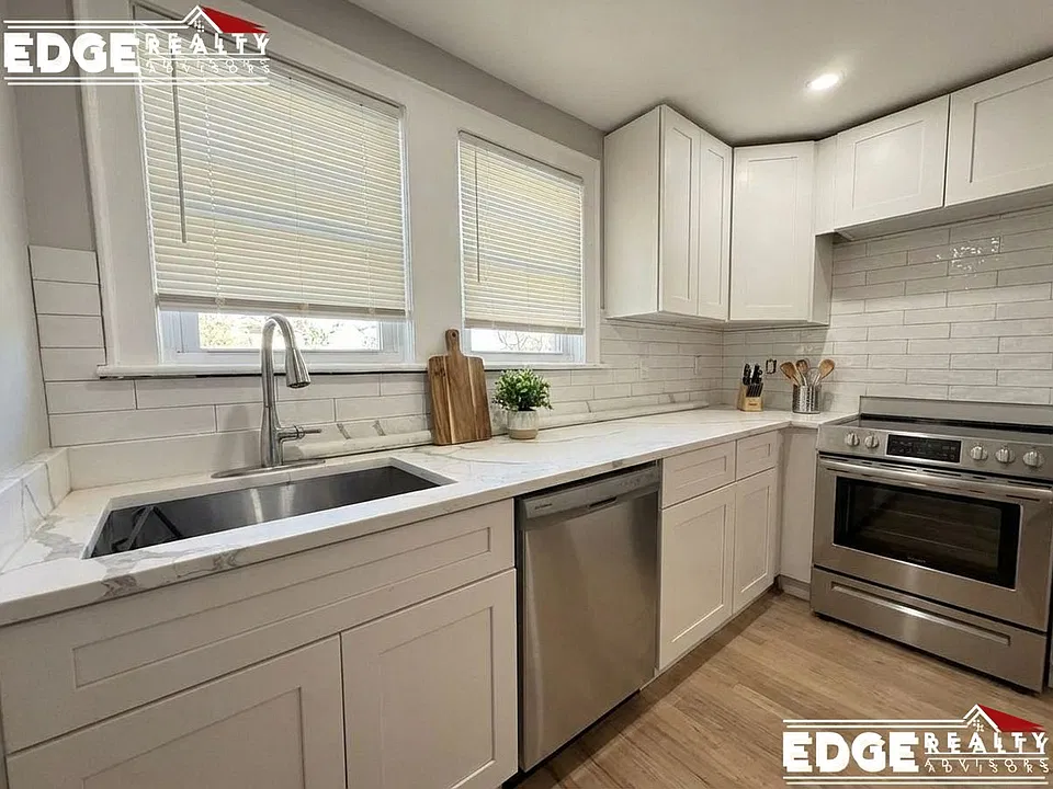 2 Portina Rd #1