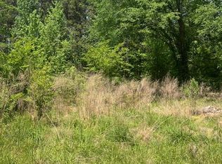 26 Thomaston Rd, Newsoms, VA 23874