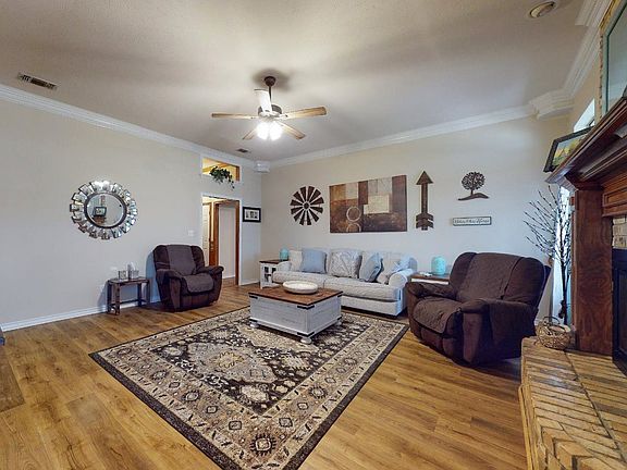 5th image of 5814 Forest Bend Ln