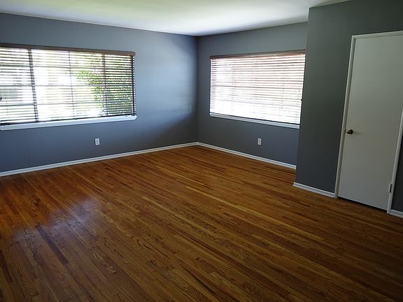 3rd image of 7520 Hollywood Blvd APT 4