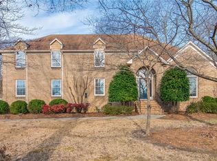 7 Yardarm Ct, Greensboro, NC 27455