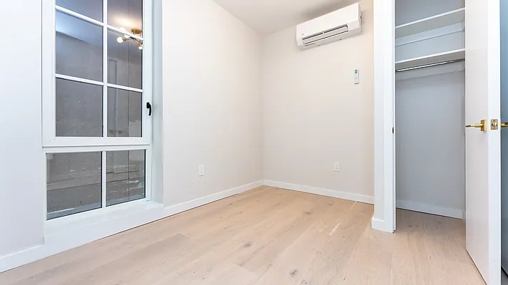 Rented by Nooklyn NYC LLC | media 2