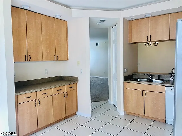 1101 Van Loon Commons Cir #205 — Photo 12