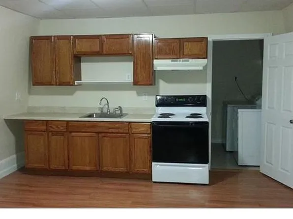 38 Fairmount St, Marlborough, MA 01752