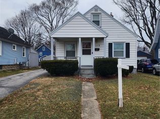 1113 Bennington Dr, Rochester, NY 14616