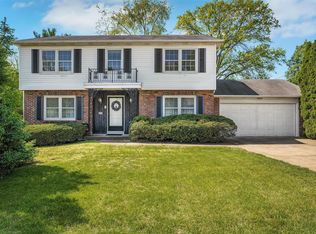 12122 Lowill Ln, Saint Louis, MO