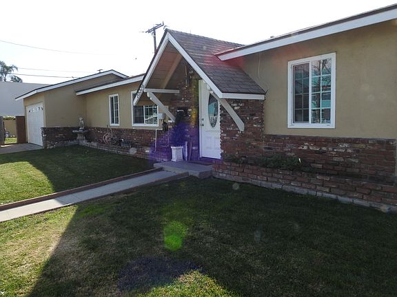 2nd image of 13226 Bess Ave