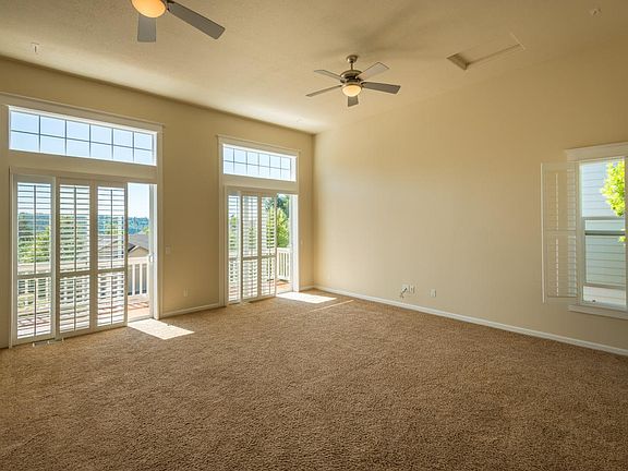 Huge Bonus Room