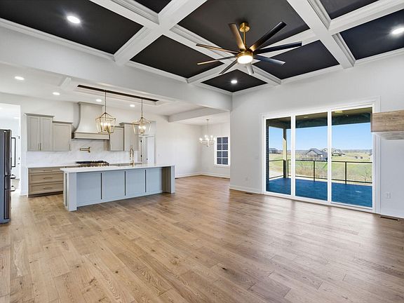 5th image of 4107 Equestrian Way