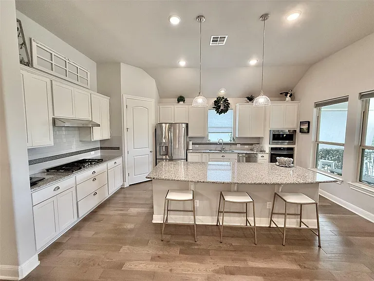 4309 Orange Blossom Pass — Photo 9