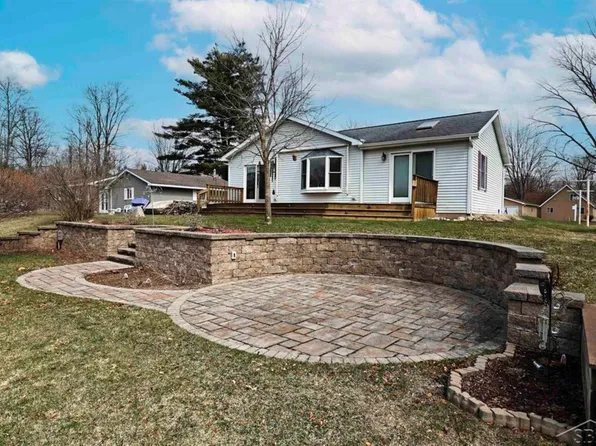 5278 Grouse Ct, Beaverton, MI 48612