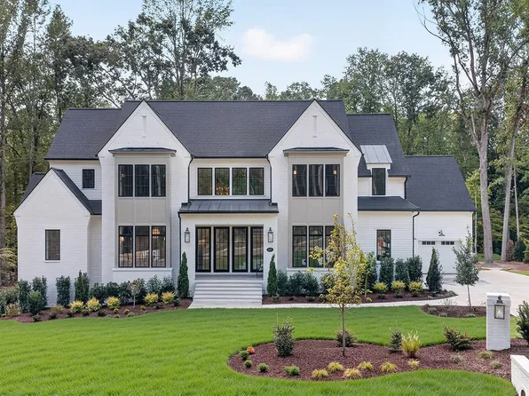 6477 Sanctuary Falls Dr, Raleigh, NC 27614