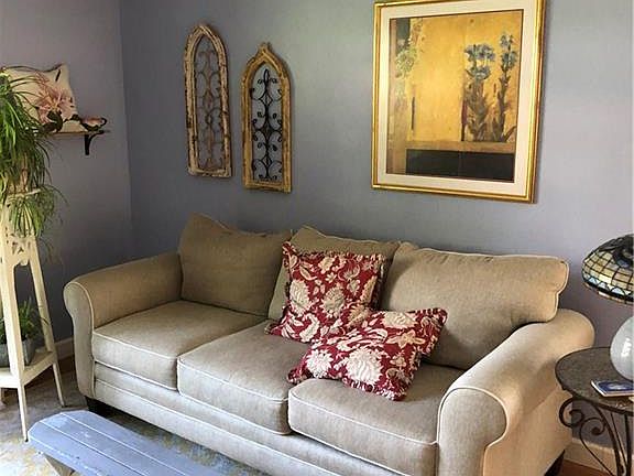 3rd image of 20 Janet Cir Unit K