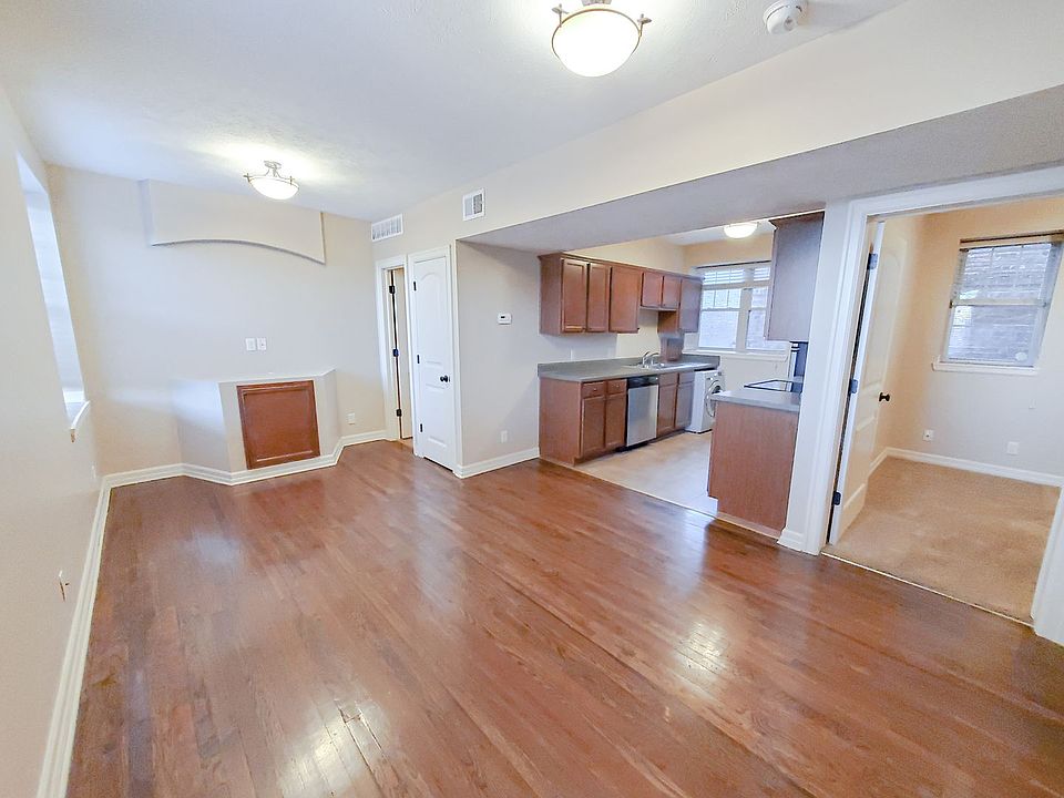 1st image of 601-617 S 31st Ave #609-01B-C1200