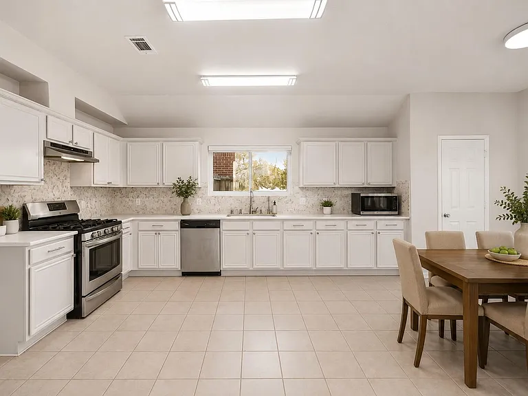 2714 Crestbrook Ct — Photo 9