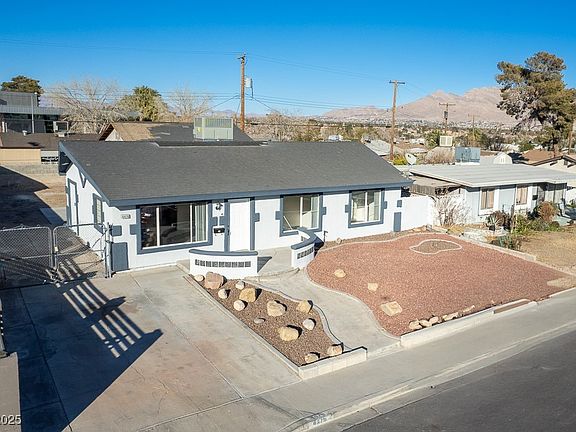 2nd image of 4476 Avondale Ave