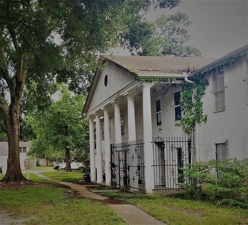 2 bed, 1.5 bath, 1278 sqft, $1,550 — Photo 1