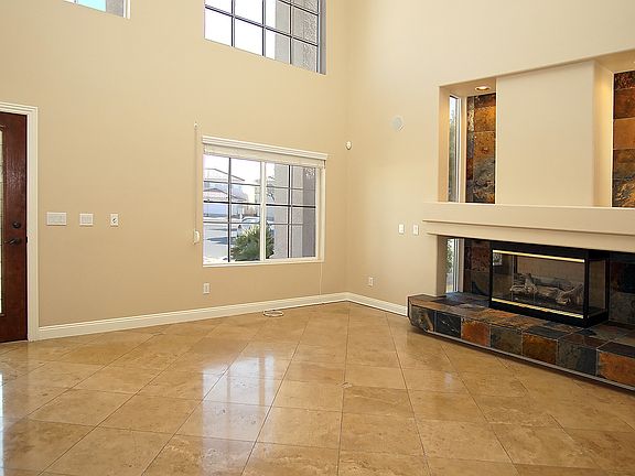 3rd image of 698 Tantalus Ct