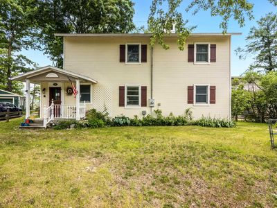 536 N West Bay Shore Dr, Suttons Bay, MI, 49682