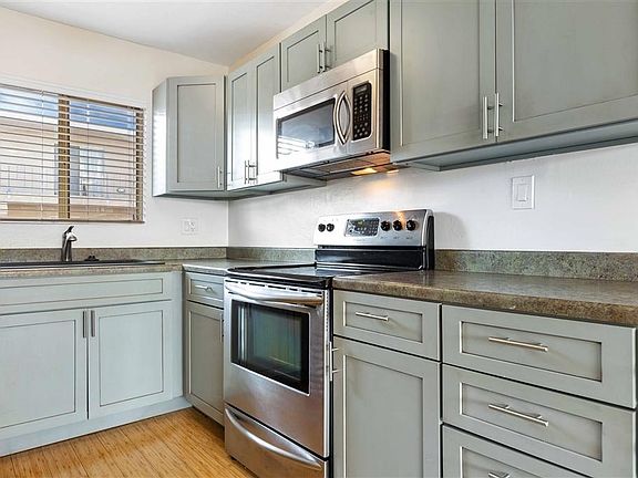 2nd image of 4477 Mentone St Unit 209