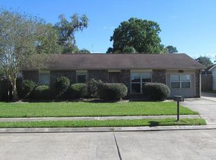 2645 Kirkwood Dr, Marrero, LA 70072