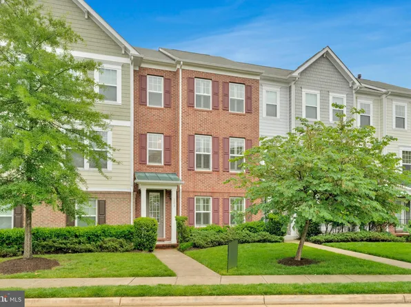 109 Anthem Ave, Herndon, VA 20170