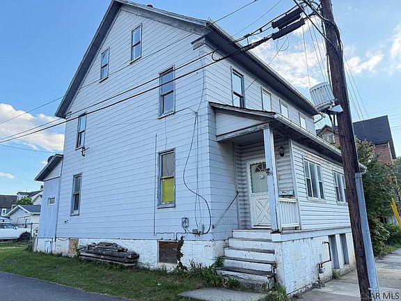 3rd image of 106-108 Messenger St