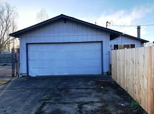 427 18th St, Springfield, OR 97477