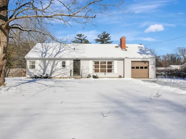 214 Acrebrook Rd, Springfield, MA 01129