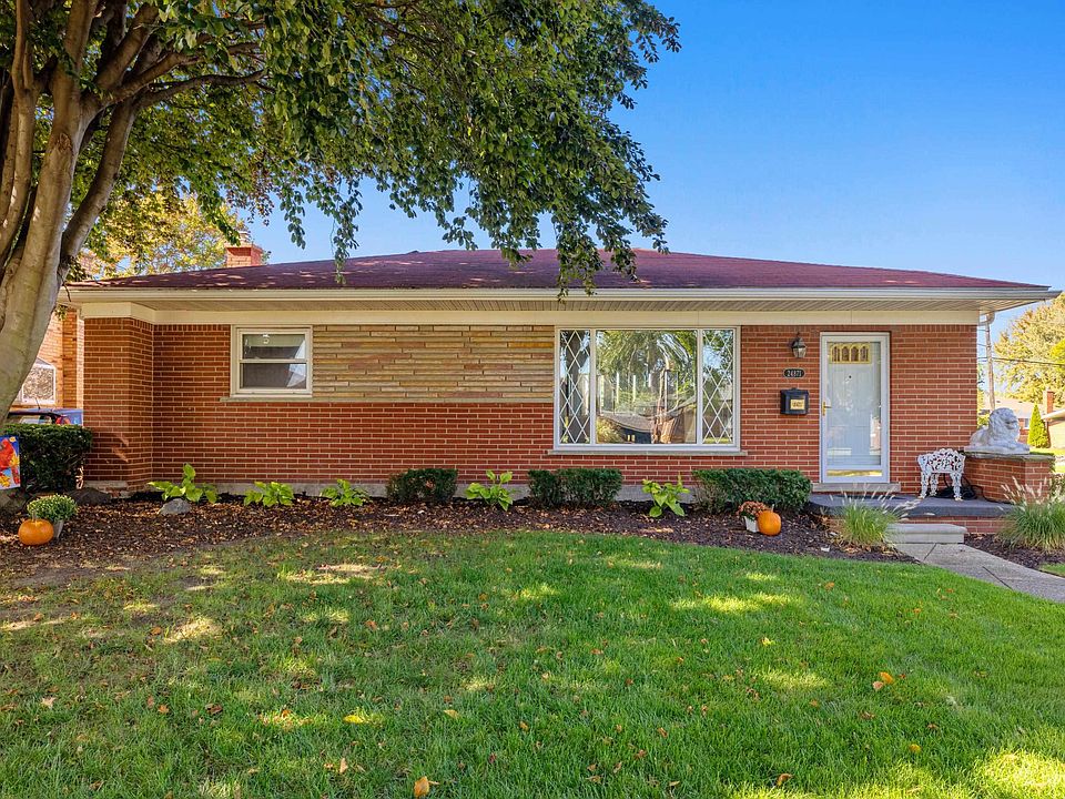 1st image of 24871 Beierman Ave