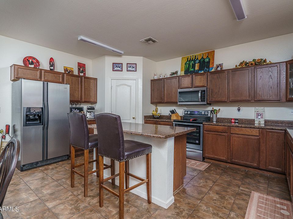 2nd image of 23843 W LA SALLE Street