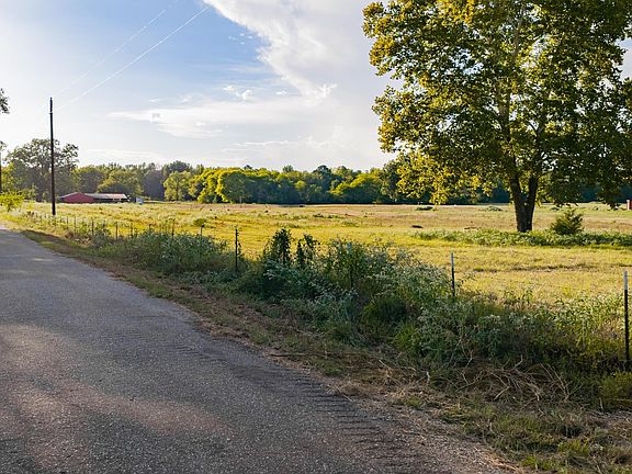 2nd image of 17725 County Road 480