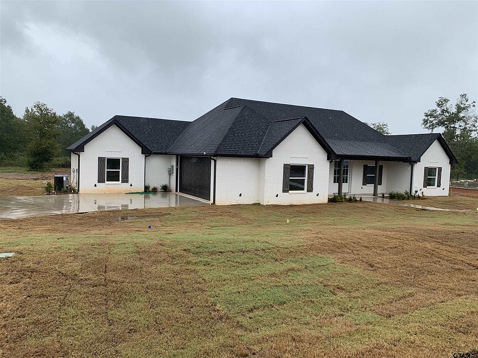 2nd image of 21115 Freedom Ln