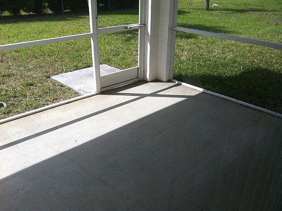 5th image of 4026 SW 14th Pl