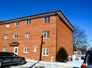 1A W Central Rd #1A, Mount Prospect, IL 60056