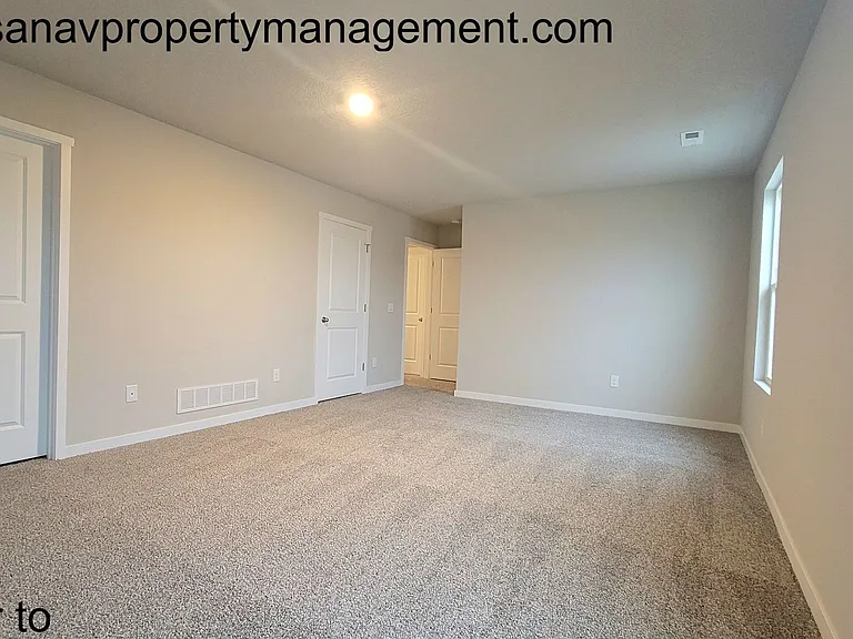 5809 NE Verona Dr — Photo 11