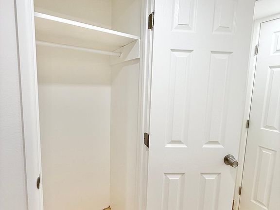 4th image of 2132 N Belvedere Ave APT A