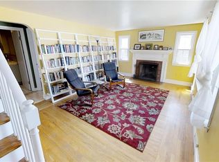 46 Glengrove Ave, Cranston, RI 02910