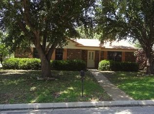 3601 Woodmoor Rd, Fort Worth, TX 76133