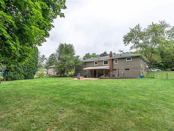 2nd image of 12933 Sunset Cir NW