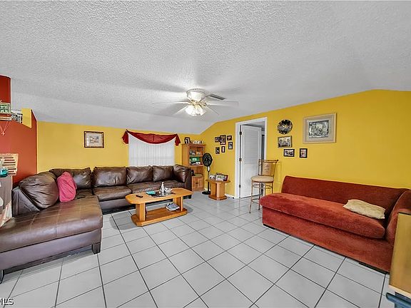 5th image of 182 W Mariana Ave