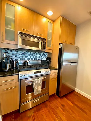 Rented by Nest Seekers International | media 28