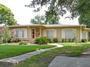 249 Lyman Dr, Terrell Hills, TX 78209