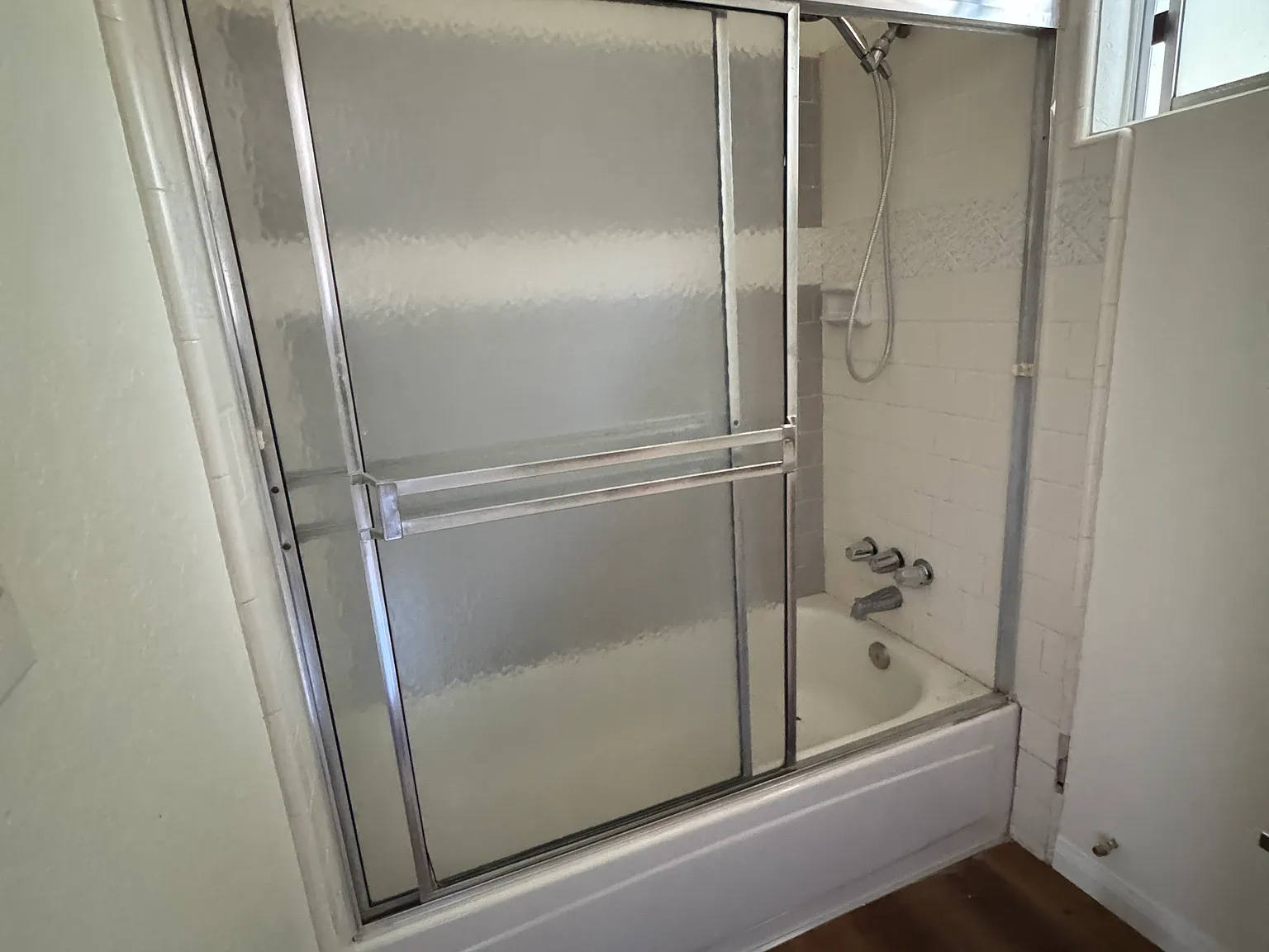 1 bed, 500 sqft, $1,550 — Photo 4