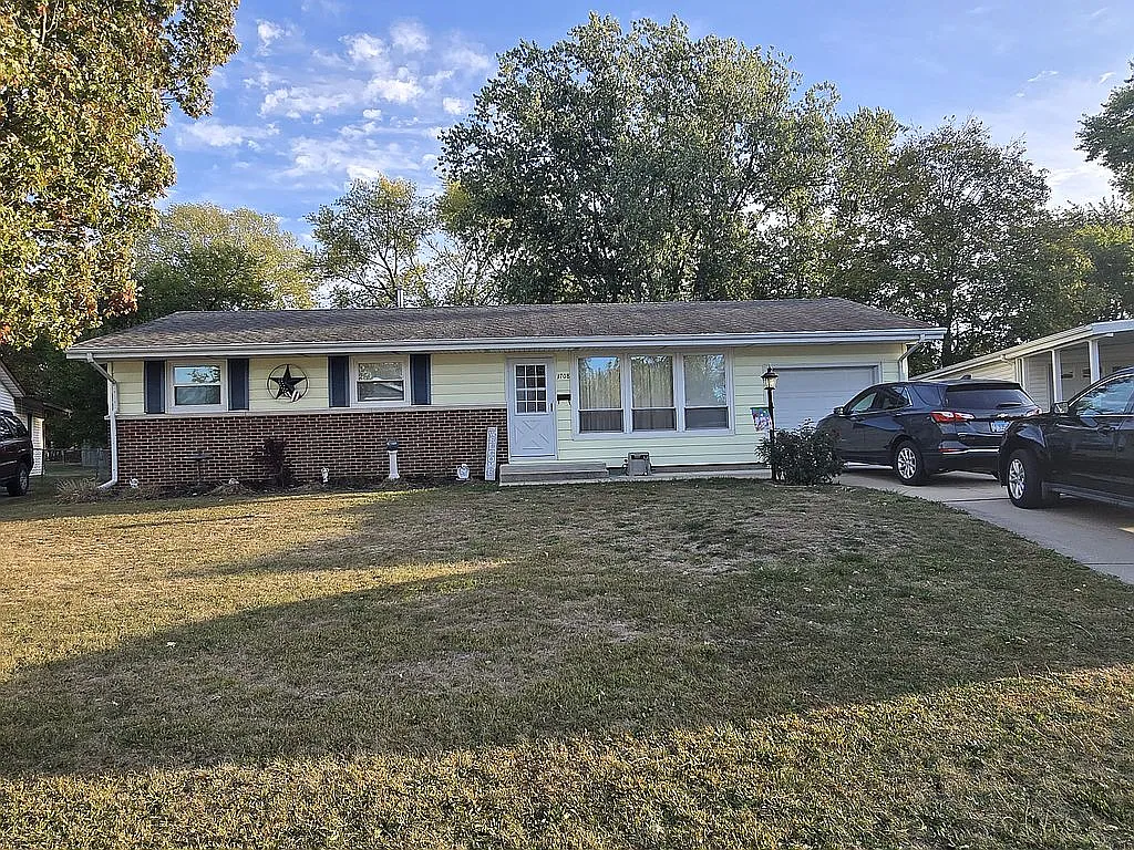 1708 Gleason Dr photo 1