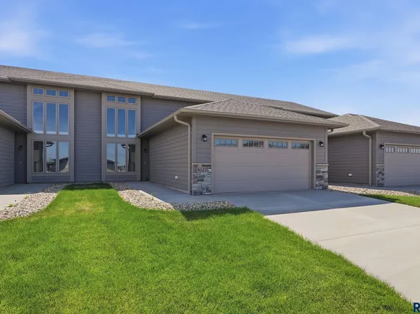 6123 S Bison Pl, Sioux Falls, SD 57108