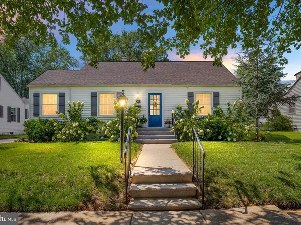 425 Woodford St, Fredericksburg, VA 22401