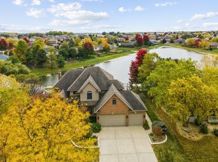 1132 Yamma Rdg, New Lenox, IL 60451