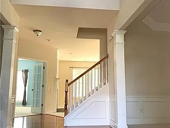 5th image of 2423 Red Birch Dr