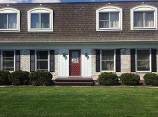 344 Stanley Ct APT D, Neenah, WI 54956